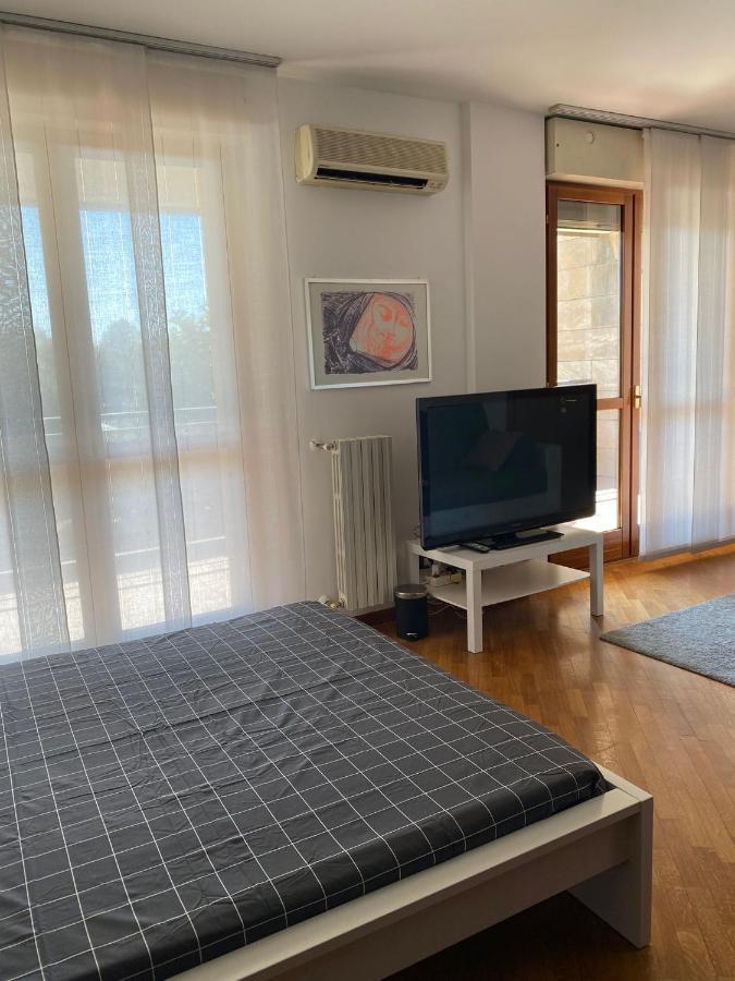 Guest house Eni Torri Lombarde San Donato Bbqueen *
